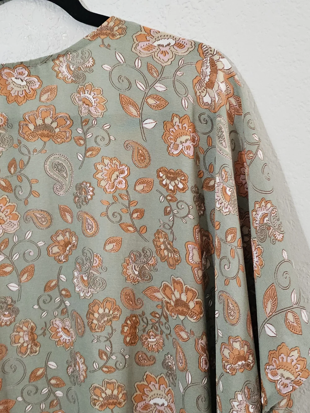 Derek Heart Light Sage & Peach Floral Kimono Womens Medium Open Front Flowy - Picture 8 of 9